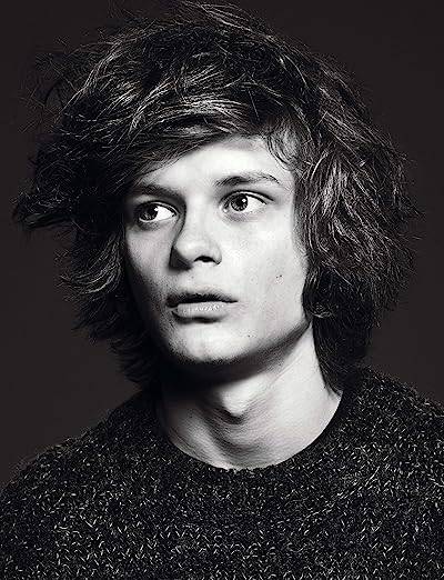 Charlie Tahan